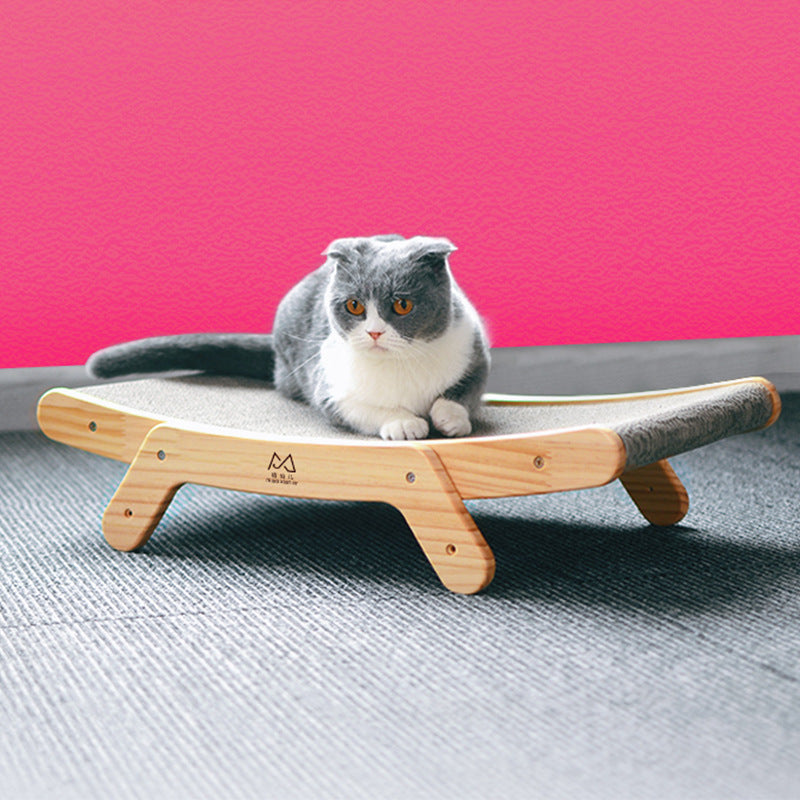 Deformable Vertical Cat Bed with Replaceable Corrugated Scratching Core